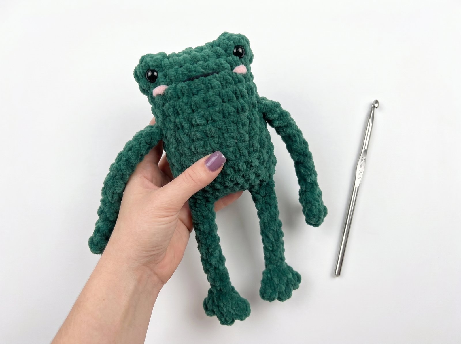 No-Sew Leggy Frog Crochet Pattern